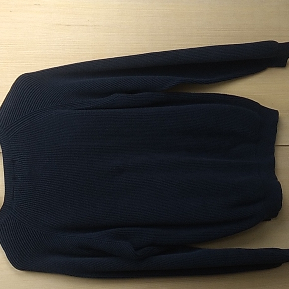 IZOD Men's Blue Sweater Size Medium 82% cotton 18% rayon - Picture 3 of 4